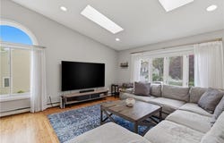 12 Pat Drive, Lincoln, RI 02865