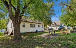 2703 College Avenue, Des Moines, IA 50311
