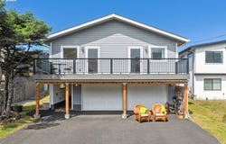 26280 Beach DR, Rockaway Beach, OR 97136