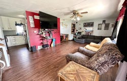 407 11Th Avenue, Grinnell, IA 50112
