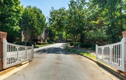 1607 Waters Edge Trail, Roswell, GA 30075
