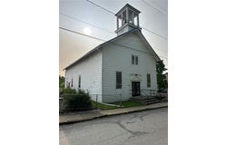 180 Church St, St Petersburg, PA 16054