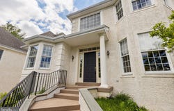 1015 RIVERVIEW LANE, CONSHOHOCKEN, PA 19428