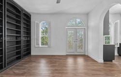 111 Edgewater Dr, Coral Gables, FL 33133