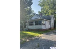 327 Marlboro Ave, Hartsville, SC 29550