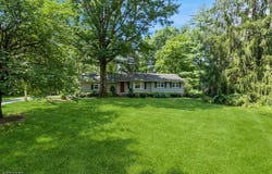 24 Briar Ln, Bernards Twp., NJ 07920-1301