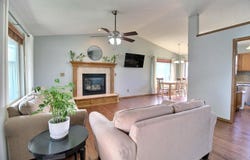 870 E Winding Lane St, Derby, KS 67037