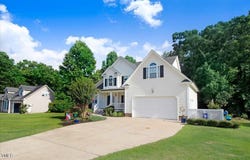 74 Fountain Drive, Clayton, NC 27520