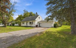 4890 E Saint Joe Highway, Grand Ledge, MI 48837