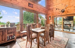 476 Deer Crest Road, Blue Ridge, GA 30513