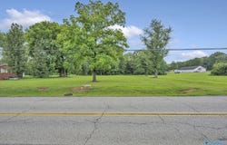 1817 Hine Street South, Athens, AL 35611