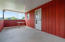 812 ELLSWORTH AVE, Jeannette, PA 15644