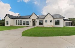 26819 Pecan Bluff, Boerne, TX 78006