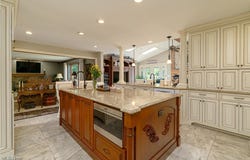 11960 Apollo Drive, North Royalton, OH 44133
