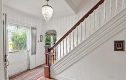 140 DELAWARE AVE, LAUREL, DE 19956