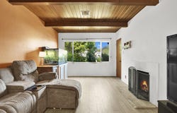 6651 Densmore Avenue, Lake Balboa, CA 91406