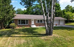 521 E Pine Street, Fremont, MI 49412