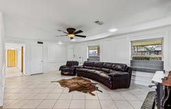 101 Hill Top Circle, Burleson, TX 76028
