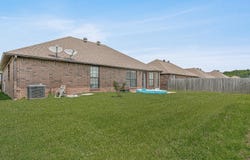 1002 Garrison Ln, Paragould, AR 72450