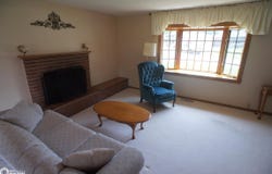 115 Parkview Drive, Webster City, IA 50595