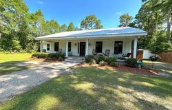 73 Worley Dr, Apalachicola, FL 32320