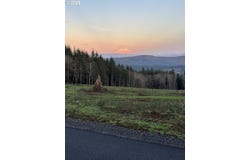 204 Suncrest Dr, CastleRock, WA 98611