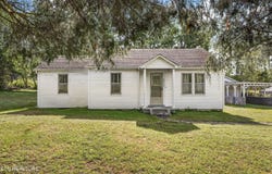 9016 Three Points Rd, Mascot, TN 37806
