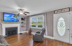 840 S Nc Highway 111, Chinquapin, NC 28521