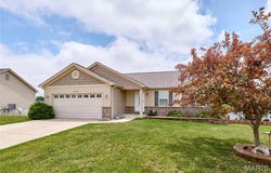 628 Meadowgreen Drive, Troy, MO 63379