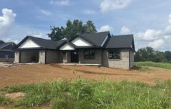 195 Carriage Court, Somerset, KY 42503