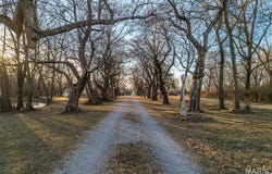 2001 Beck Lane, Lebanon, MO 65536