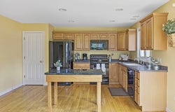 61 Tulip Cir, Grafton, MA 01560