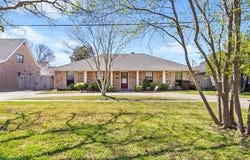 4716 REBECCA Boulevard, Kenner, LA 70065