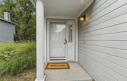 6030 NE Moonstone Drive, Lee's Summit, MO 64064