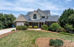610 40th Avenue Lane NW, Hickory, NC 28601