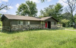112 Cedar Crest Drive, Clinton, AR 72031