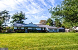 418 DOUBLEWOODS Road, LANGHORNE, PA 19047