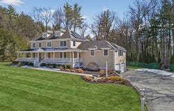 3 Seten Cir, Andover, MA 01810