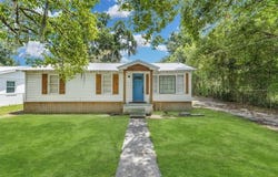 902 Old River Road, Darien, GA 31305
