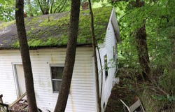 213 Railroad Avenue, Appalachia, VA 24216