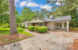 838 W 3rd Avenue, Red Springs, NC 28377
