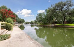 2204 Winewood Lane, Arlington, TX 76013