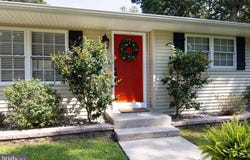 1642 JANVIER ROAD, WILLIAMSTOWN, NJ 08094