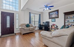 1689 Amberwood LOOP, Kyle, TX 78640
