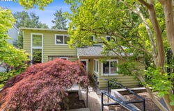 7027 SW 33RD PL, Portland, OR 97219