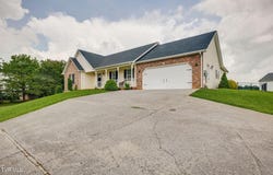 282 Warren Road, Piney Flats, TN 37686