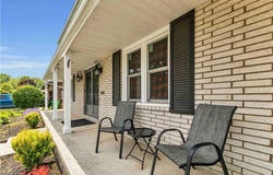 868 KING GEORGE BOULEVARD, SOUTH EUCLID, OH 44121