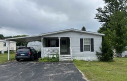 290 Calef Highway, Epping, NH 03042