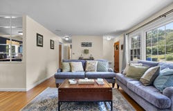 631 Gilbert Avenue, Hamden, CT 06514
