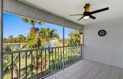 121 Gabriel Cir, NAPLES, FL 34104